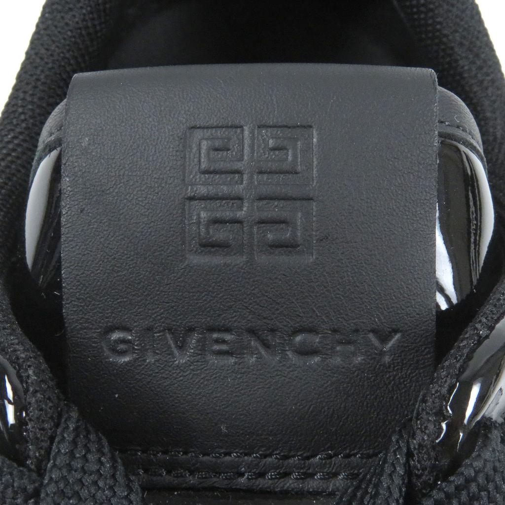 Excellent GIVENCHY Low cut sneakers 4G logo Black White Patent leather mens 44 Used