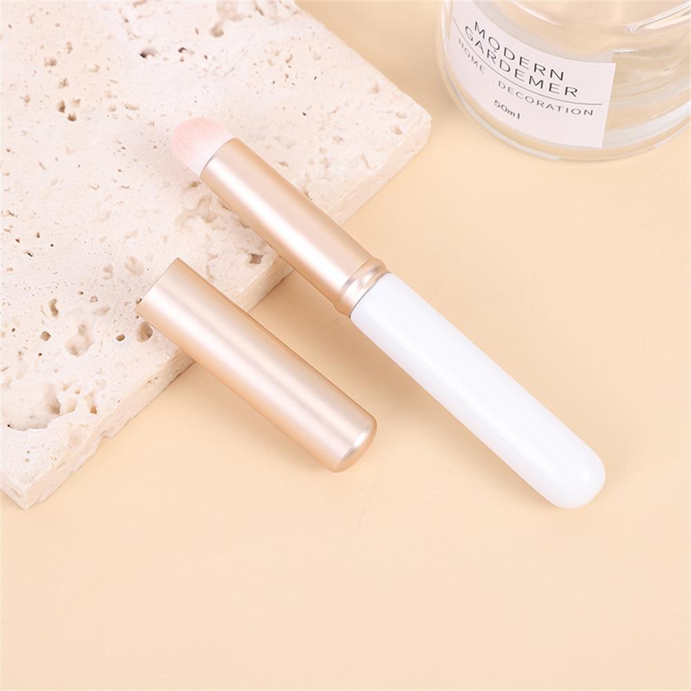 

Портативна щітка для губ із круглою головкою Професійна міні-щітка для консилера для розмазування з кришкою для жінок Інструмент для макіяжу дівчат білий