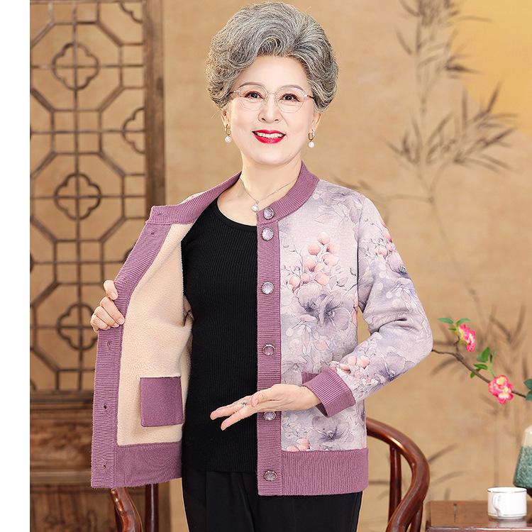 Knitwear In Autumn and Winter, Old Lady's Coat, Middle-aged and Old New Mom and Grandma's Sweater with Velvet and Thick Cardigan.