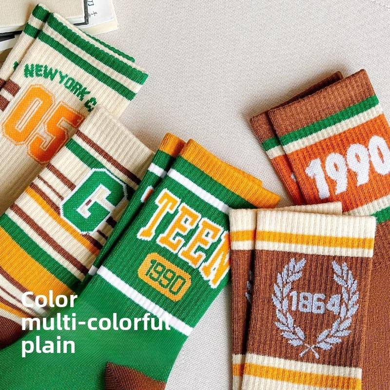 5 Pairs of Women's Spring and Autumn Style New Pure Cotton Deodorant Breathable Sports Tube Socks