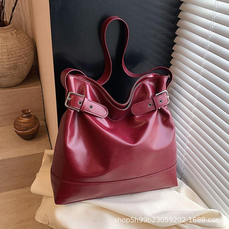 Large-capacity Tote Bag, New Commuter Hand-carried Bucket Bag, Simple Trend Crossbody Shoulder Women's Bag