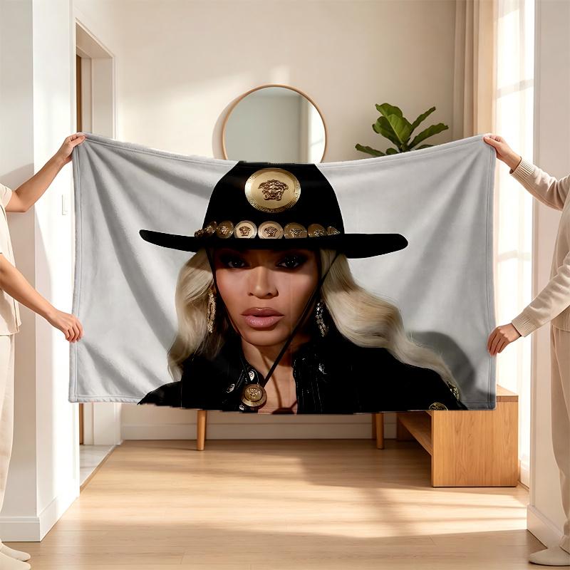 Beyoncé (19) Flanelinis pledas – švelnus akcentas miegamajam ir svetainei bei jaukia namų dovana