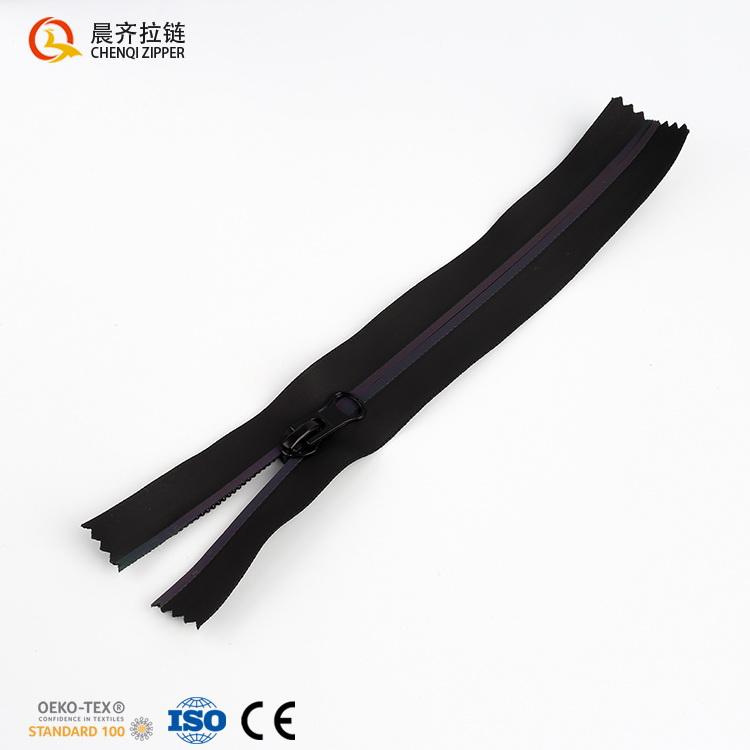 High Quality Zipper Factory Price #5 Waterproof Zipper White PU Tape Open-end Water Resistant Zipper