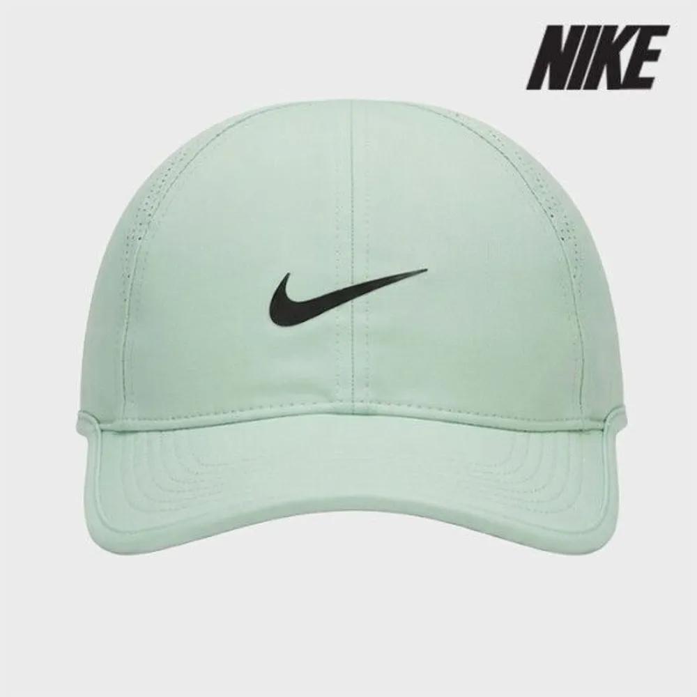 Cap /g6- FB5682-007 / Dri-FIT Club Unstructured Featherlite Cap FREE