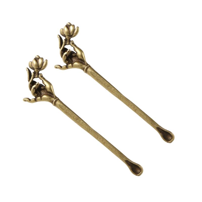 

2 Pieces Retro Ear Pick Guanyin Hand Flower Ear Spoon Ear Wax Removal Tool Buddhas Hand Ear Scoops for Ears Cleaning 1