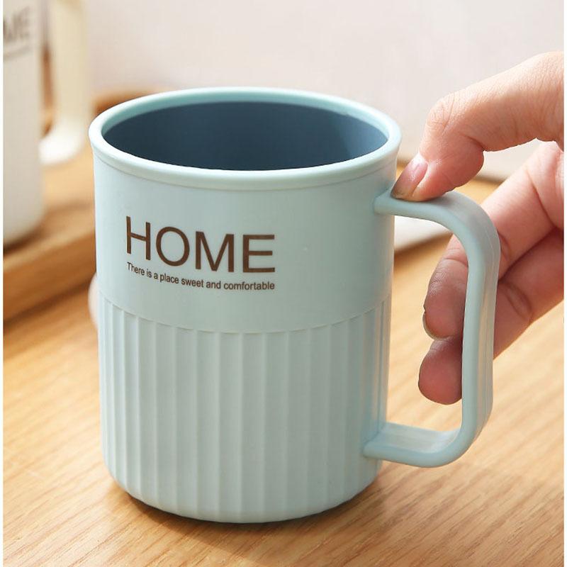 Two-color mouthwash cup household brushing cup washing cup couple simple toothbrush cup hit color ribbon handle tooth cylinder