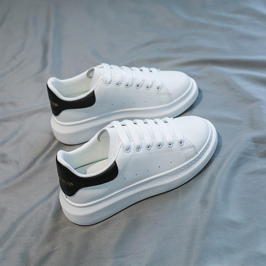 

McQueen белые туфли женские новые осенние универсальные микрофибра дышащие толстая подошва увеличивающие рост McQueen маффин женские туфли 39 чёрный