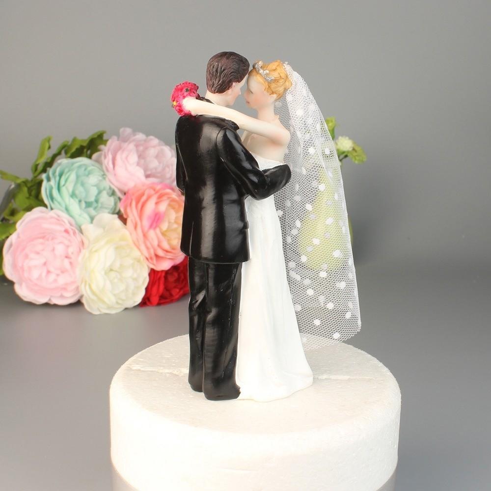 Elegant Design Couple Wedding Cake Topper Romantic Style Safe Decoration Cake Decorating Doll Creative Resin