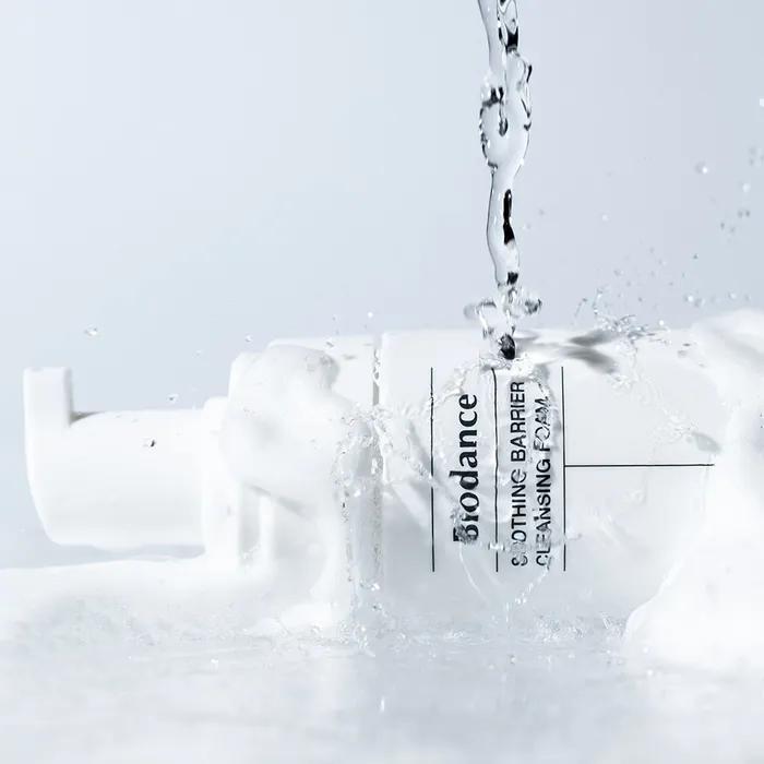 [7 Skincare Ingredients + Moisture soothing]_Soothing Barrier Cleansing Foam