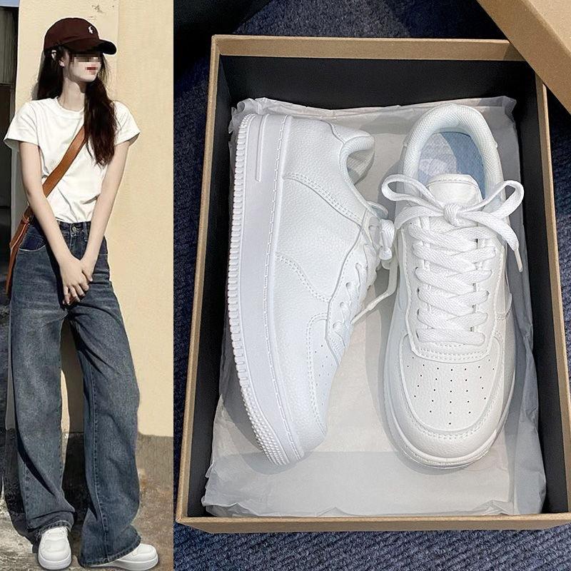 Little White Shoes Women's Autumn 2025 New Light and Breathable Casual Versatile Sports Shoes Student Soft Baseplate Shoes