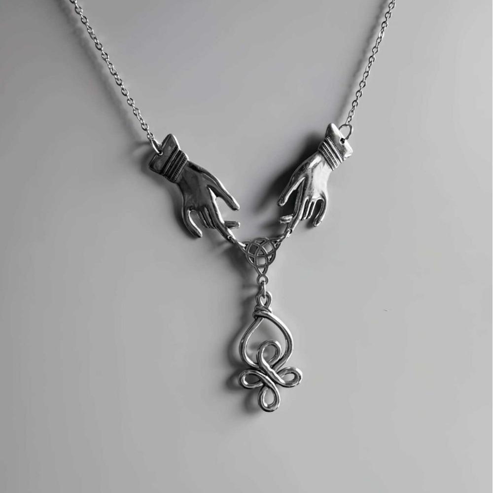 Original Design Sliver Color Both Hands Hollowed-out Celtic Knot Pendant Necklace for Women Halloween Party Gothic Witch Jewelry