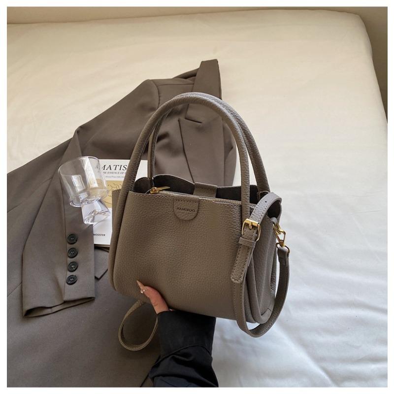 Bucket Bag Women's New Spring and Summer Niche High-end Commuting Versatile Single Shoulder Messenger Bag Solid Color Women's Bag Small