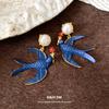 Medieval spray paint swallow pearl beaded necklace light luxury niche collarbone chain retro personalized fashion items