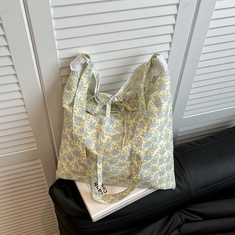 

Casual large-capacity cloth bag women s new lightweight and versatile commuter shoulder bag college student tote bag синій