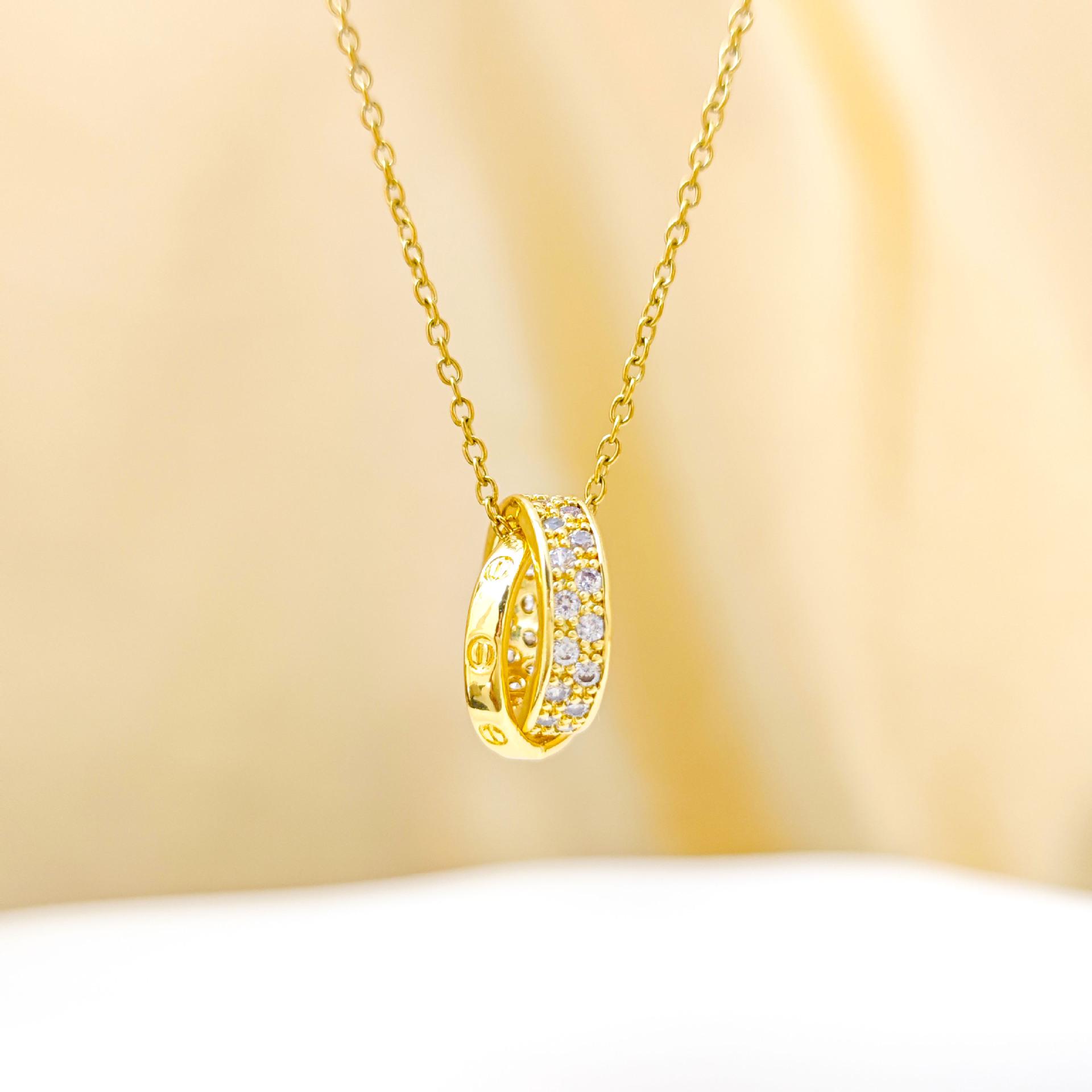 Luxury Zircon Double Ring Pendant Necklace for Women - Versatile and Fashionable Clavicle Accessory