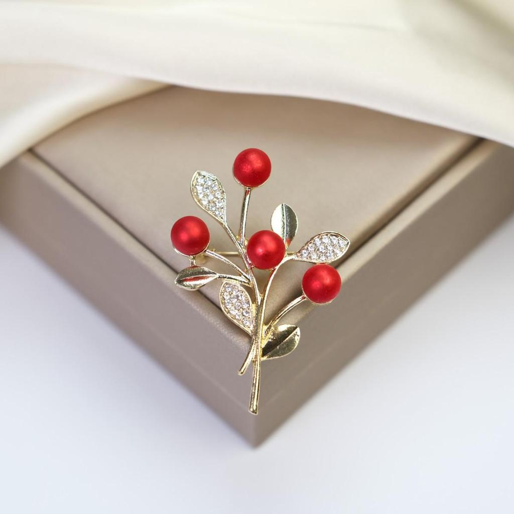 Elegant Women's Brooch: Versatile Bow & Insect Flower Design with Anti-Exposure Feature