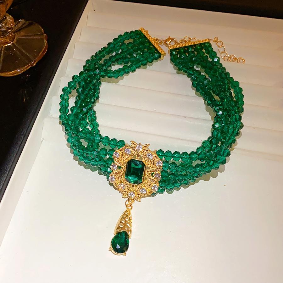 

Diamond-encrusted geometric multi-layer pendant necklace light luxury high-end clavicle chain fashion temperament court style jewelry women