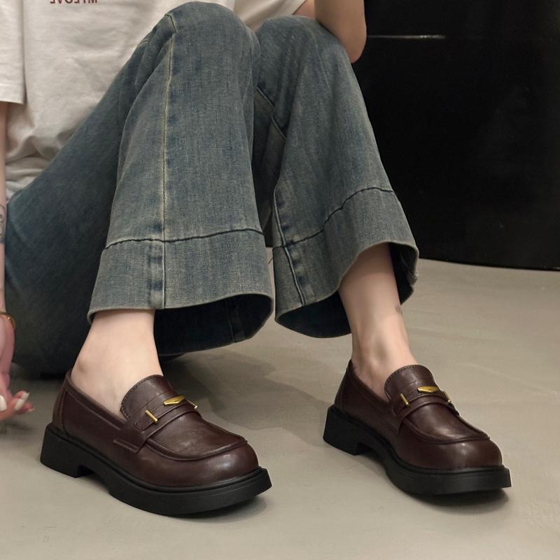 Platform loafers women's 2025 new autumn British style small leather shoes black commuting pedal with skirt single shoes