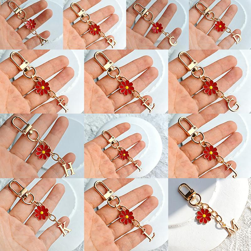Metal Red Daisy Alphabet Keychain  A-Z 26 Letters Keyring Charms Bag Pendant Jewelry Gift Accessories