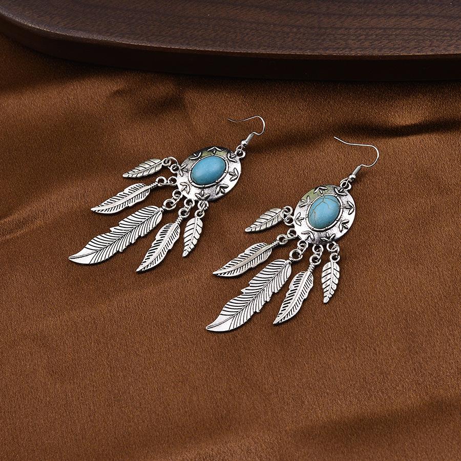 New Retro Ethnic Style Round Leaf Pendant Earrings, Exquisite and Elegant Ear Jewelry for Women