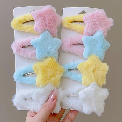 2ks Sweet Girls Plyšové hvězdičky do vlasů 2023 Dětské Dětské Fluffy Star Spona do vlasů Barrettes BB Spona Side Bang Sponky Vlasové doplňky