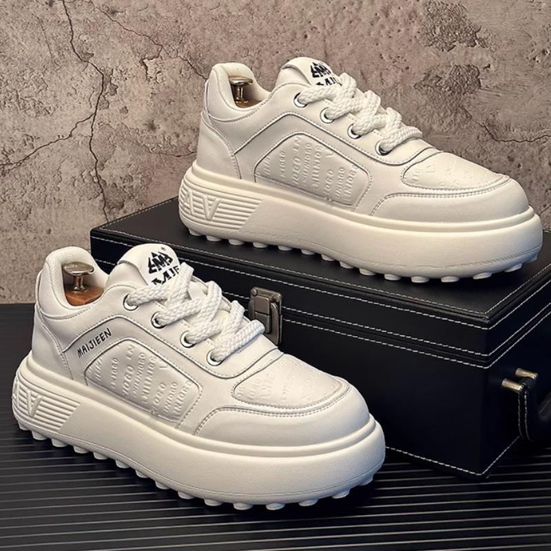 Fashion Men's Sneakers Are Breathable, Fashionable and Versatile. Soft-soled Sports and Casual Shoes. Men's Thick-soled Trendy Shoes B38