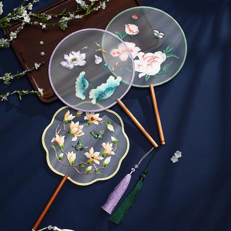 Ancient Style Chinese Embroidery Fan: Classical Hanfu Fairy Dance Accessory