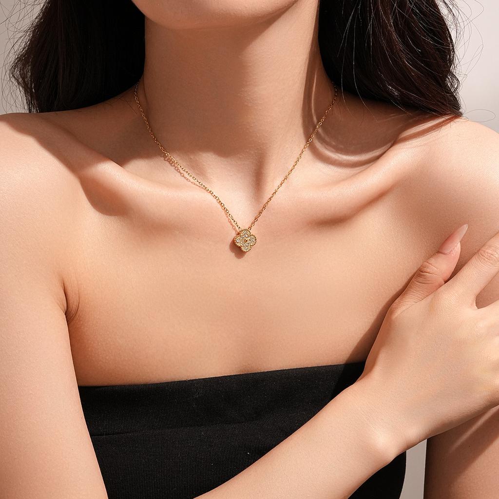 Four Leaf Clover Necklace, High-grade Titanium Steel That Does Not Fade, Women's High-end Sweater Chain, Lucky Grass Headwear Accessory