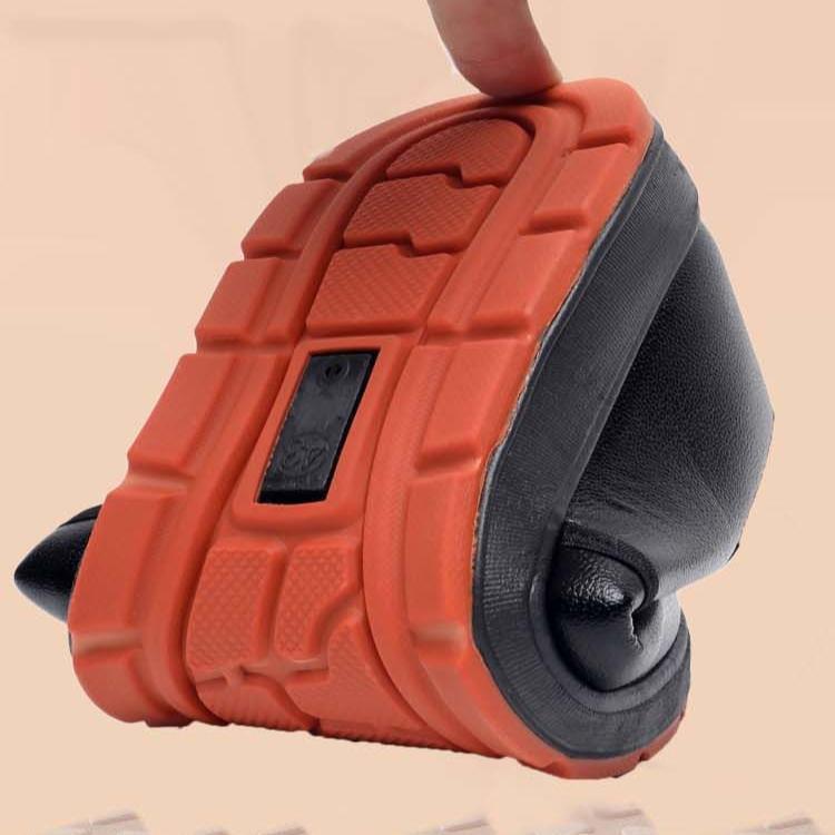 Pantofi pentru bărbați la modă de iarnă Pantofi din piele artificială din bumbac anti-alunecare Cizme de zăpadă ocazionale impermeabile pentru bărbați din piele îngroșată