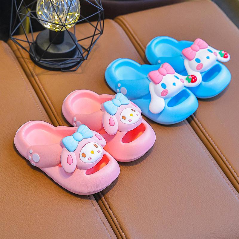 New summer children's slippers, baby garden shoes, children's sandals, cute and adorable girls' sandals