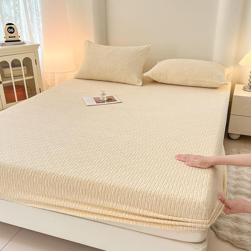 Milk Fleece Carved Fleece Single Mattress Fleece Non-Slip Simmons Bedspread Three-Piece Mattress Protective Cover Bedding