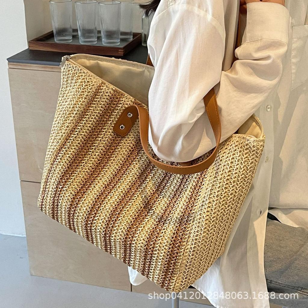 Large capacity straw bag women's 204 summer new fashion woven shoulder tote bag versatile portable beach bag