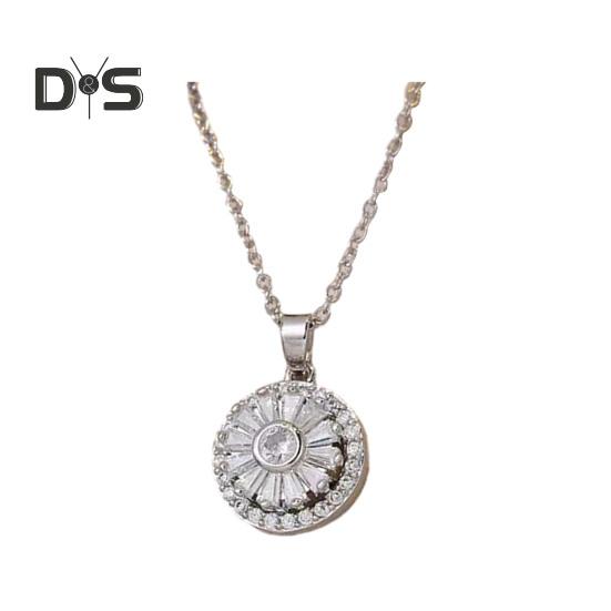 Rotatable Rhinestone Flower Pendant Necklace for Women Titanium Steel Shiny Cubic Zircon Flower Choker Wedding Party Jewelry