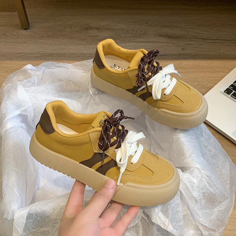 Casual sports board shoes women's autumn new versatile thick sole heightening soft sole leather surface niche student sports and leisure shoes