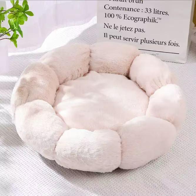 Cozy Plush Pet Nest: All-Season Round Cat & Dog Bed
