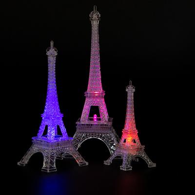 1 Stück Bunte LED Leuchtender Eiffelturm Acryl Nachtlicht Weihnachtsgeschenk