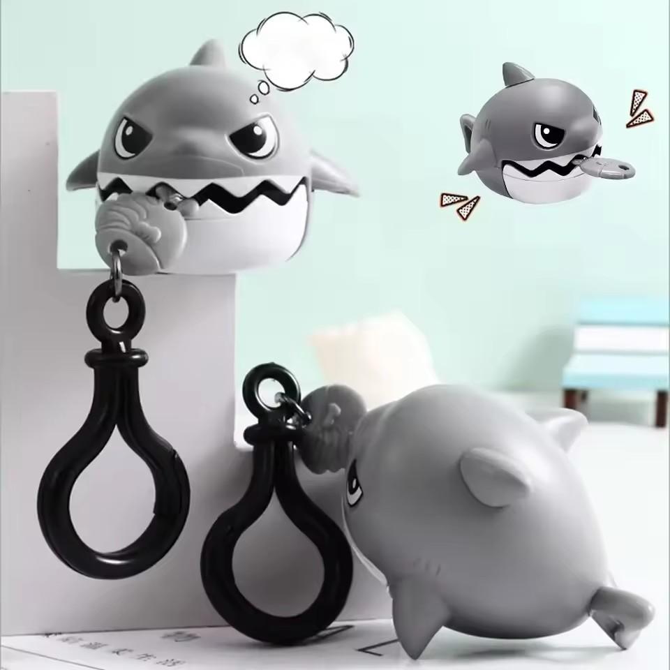 NEW Creative Fun Pull Line Nibbling Shark Keychain For Children Cartoon Eating Small Fish Keyring Car Bag Small Pendant Gift