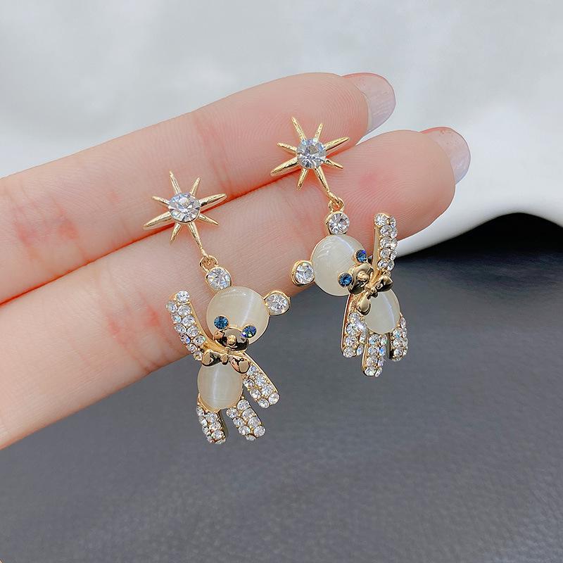 Korean Style Energetic Cat's Eye Zircon Bear Earrings for Women