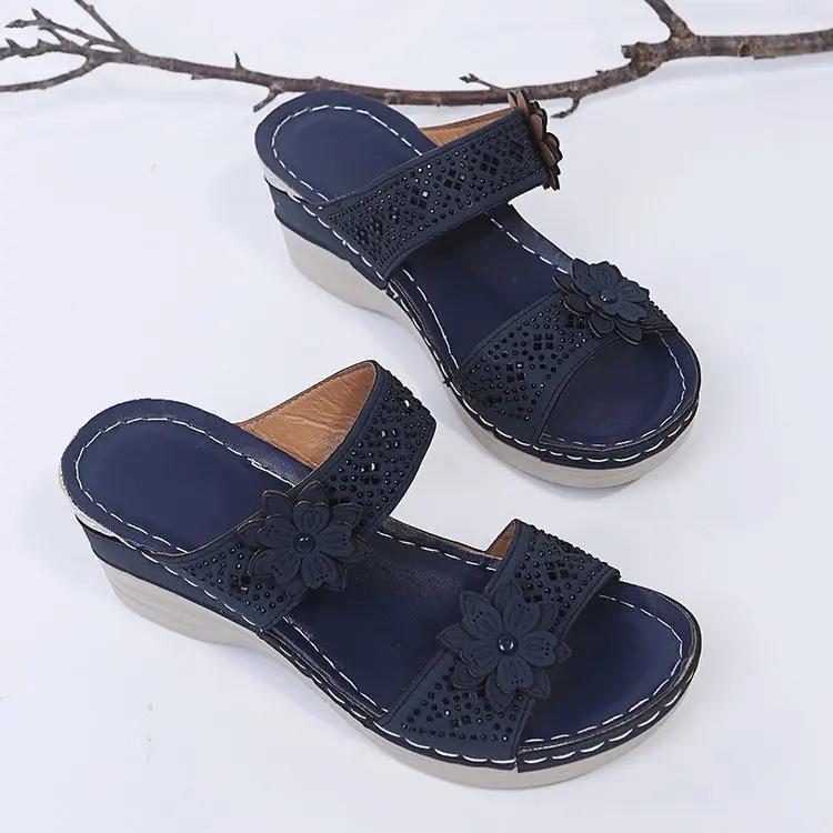 Large Size Cool Slippers for Women's Summer New Style with a Straight Sloping Heel and Floral High Heels, Casual Shoes