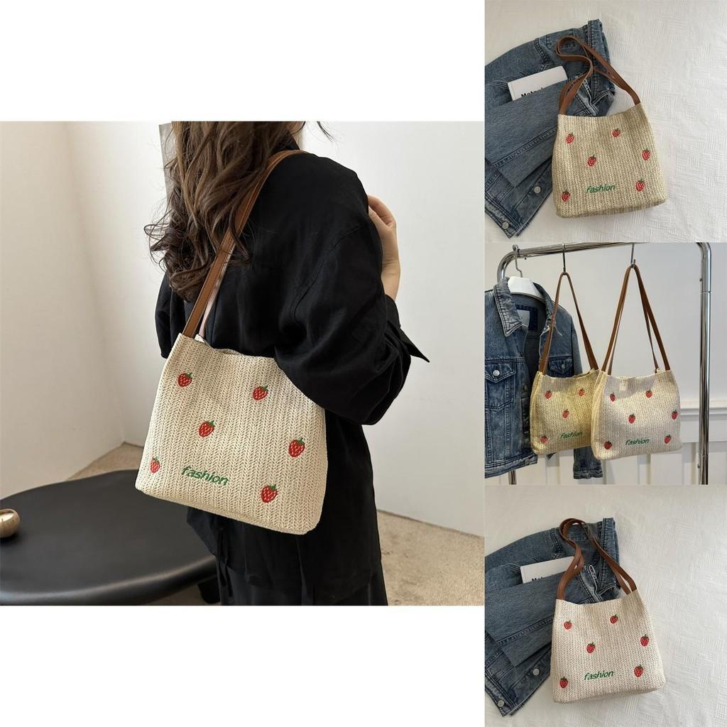 Stylish Korean Woven Bag For Women 2024 Fresh And Fun Beach Ready Tote With Interior Phone Pocket