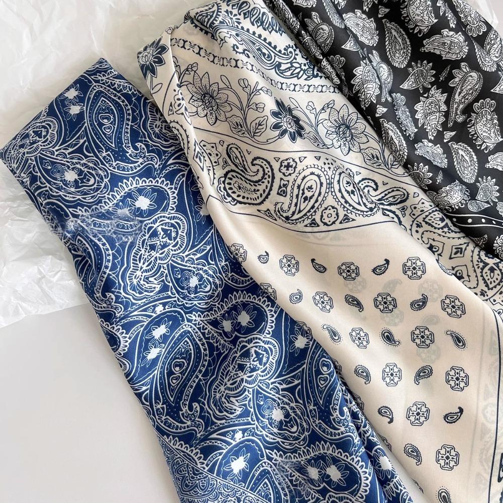 Small Satin Print Wrap Headkerchief 70×70cm Hair Neck Tie Scarf Vintage Women Silk Scarf