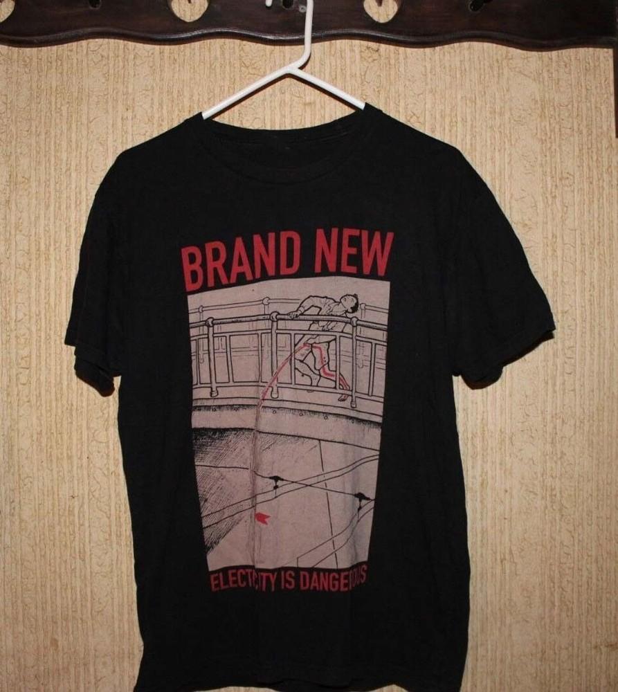 

Brand New Electricity is dangerous shirt gIFT fOR fAMILY BL801 3XL