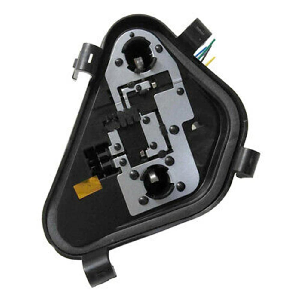 Car Rear Left Side Taillight Bulb Holder With Socket Harness 63217313043 Replacement For BMW 320i 328i 335i 2012 - 2015