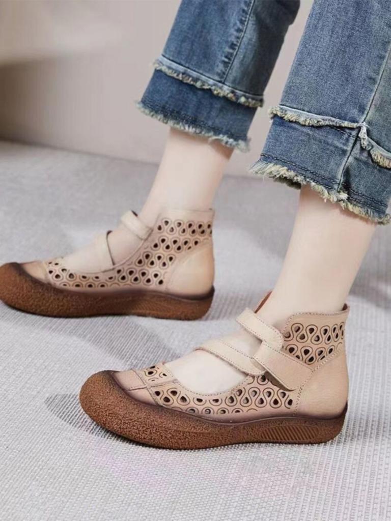 2025 summer and autumn retro casual soft-soled mother sandals hole hole women's shoes foreign style versatile trend sense foreign style versatile