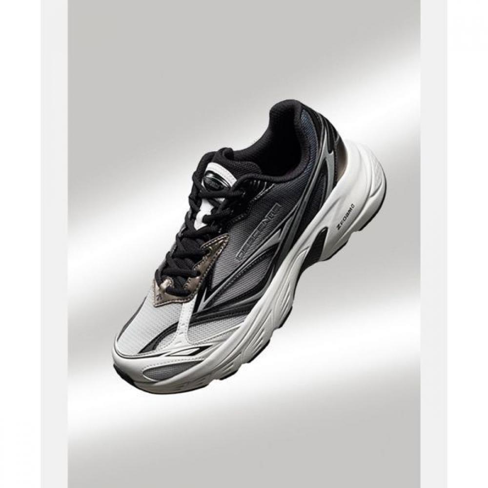 

Descente Sonna Sneakers Hyper Nova Monochrome MNCMMONOCHROME/230