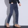 Jeans primaverili alla moda pantaloni da uomo giovanili casual e versatili elasticizzati dritti piccoli pantaloni in denim