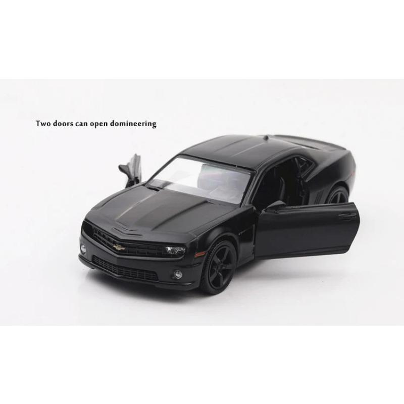 1/36 Schaal Camaro Legering Diecast Auto Model Speelgoed 2 Deuren Openen Terugtrekauto's Verjaardagscadeaus Voor Kinderen Volwassen Collecties