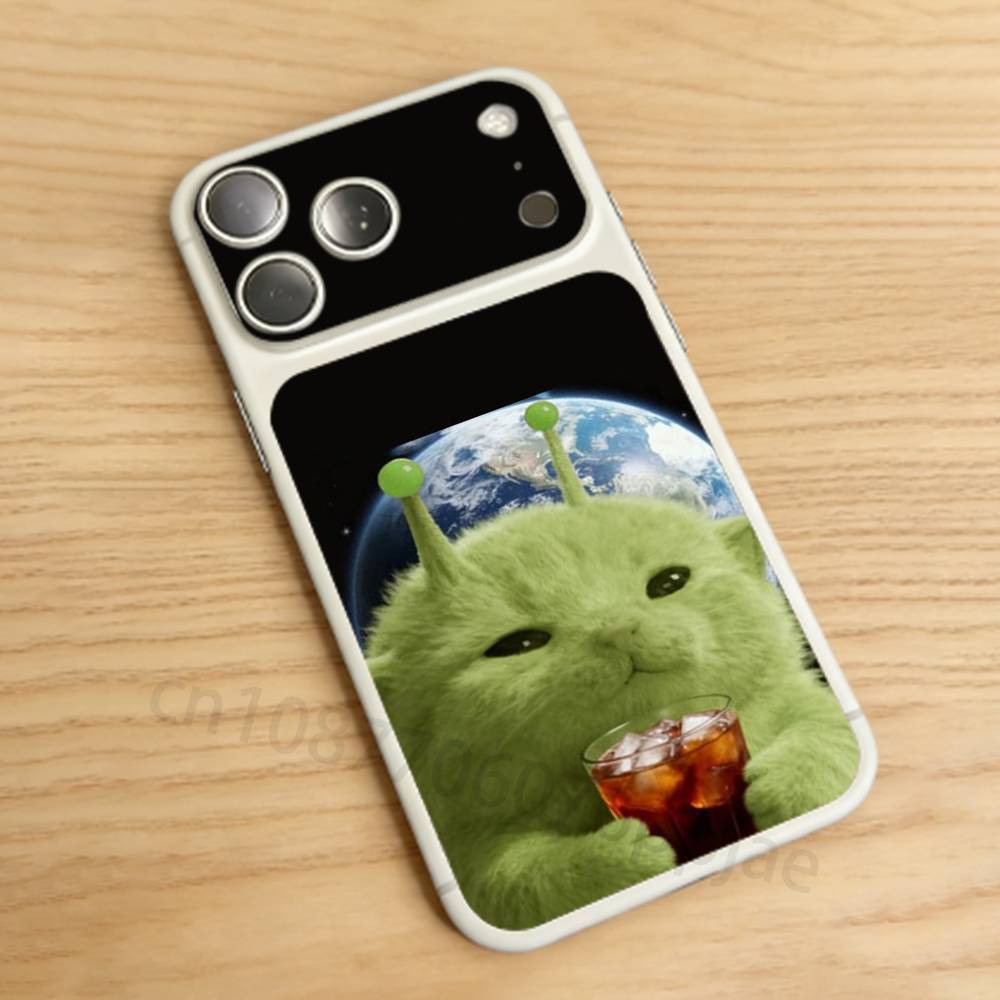Funny Green Alien Cat For iPhone 17 Pro /Max Battry Back Cover with Camera Decal Skin Rear Protective Sticker Film