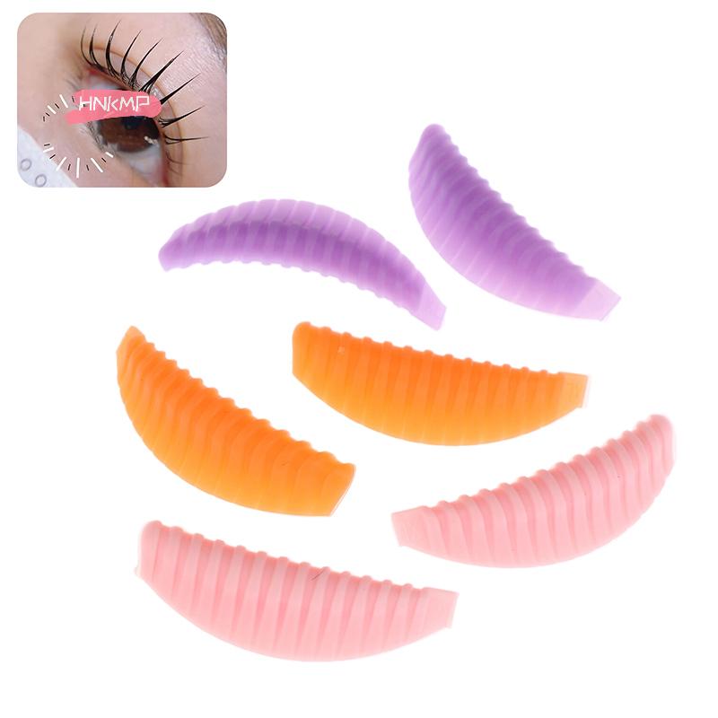 4 Paar Silikon Wimpernlifting Pads Wiederverwendbare Vertikal gestreifte Laminierungspads für 3D Wimpernverlängerung Lockenwickler Make-up Werkzeug