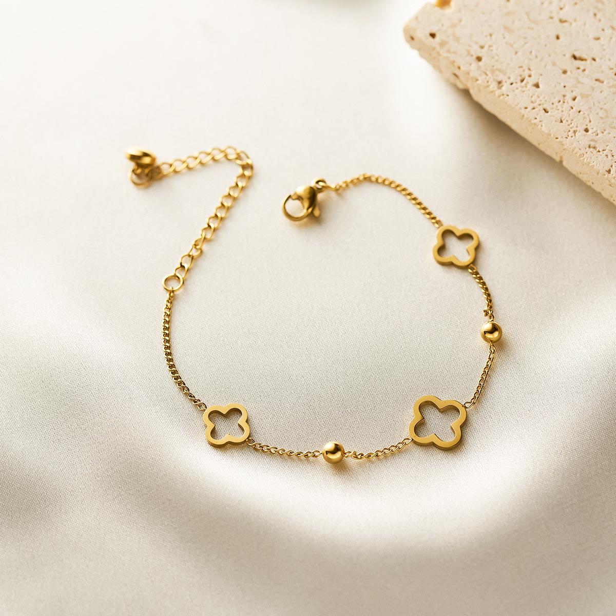 Fashionable and Simple Bracelets Stacked with High-end Hollow Four-leaf Clover Women s Bracelets One Size(18CM~21CM)